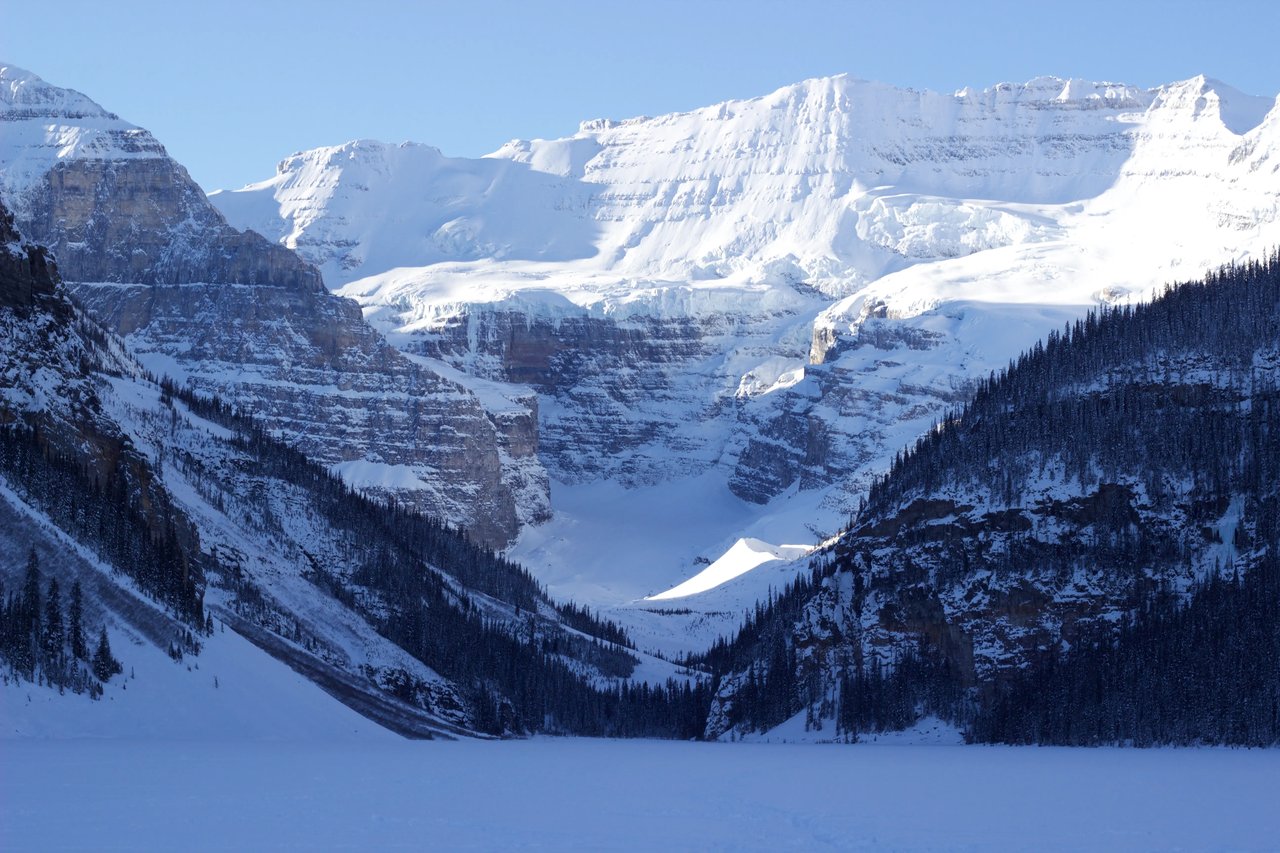 Schneeberge und Winterlandschaft in Kanada.